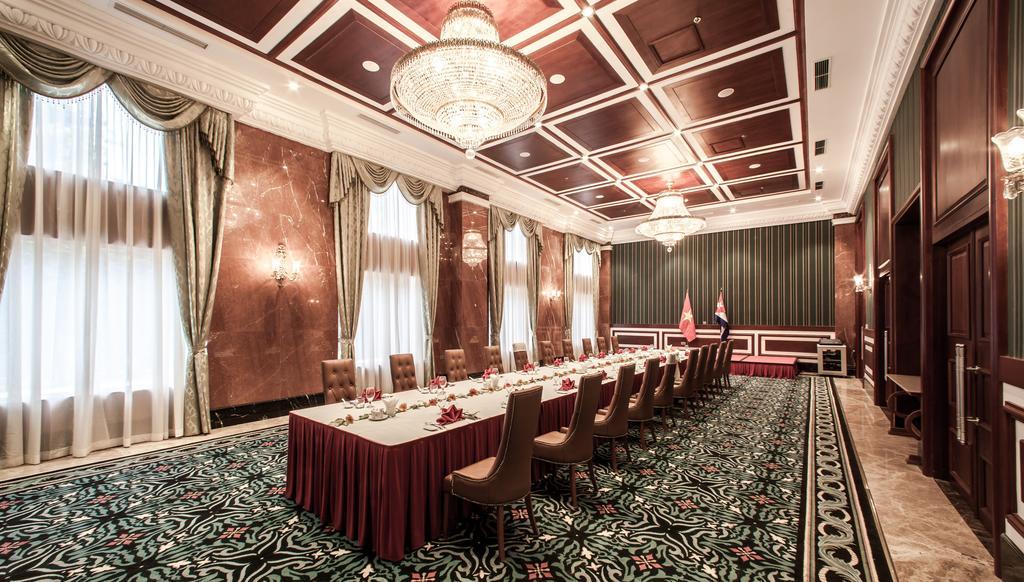 อาร์มี่ โฮเต็ล เหงียน ตริ ฟวง Hotel ฮานอย ภายนอก รูปภาพ