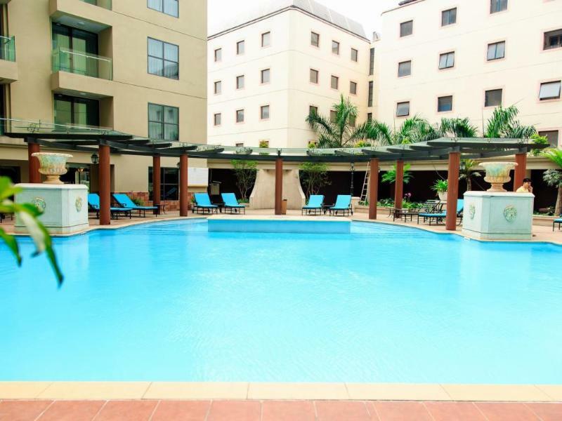 อาร์มี่ โฮเต็ล เหงียน ตริ ฟวง Hotel ฮานอย ภายนอก รูปภาพ