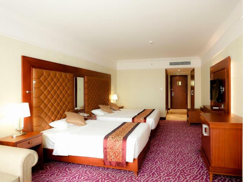 อาร์มี่ โฮเต็ล เหงียน ตริ ฟวง Hotel ฮานอย ภายนอก รูปภาพ