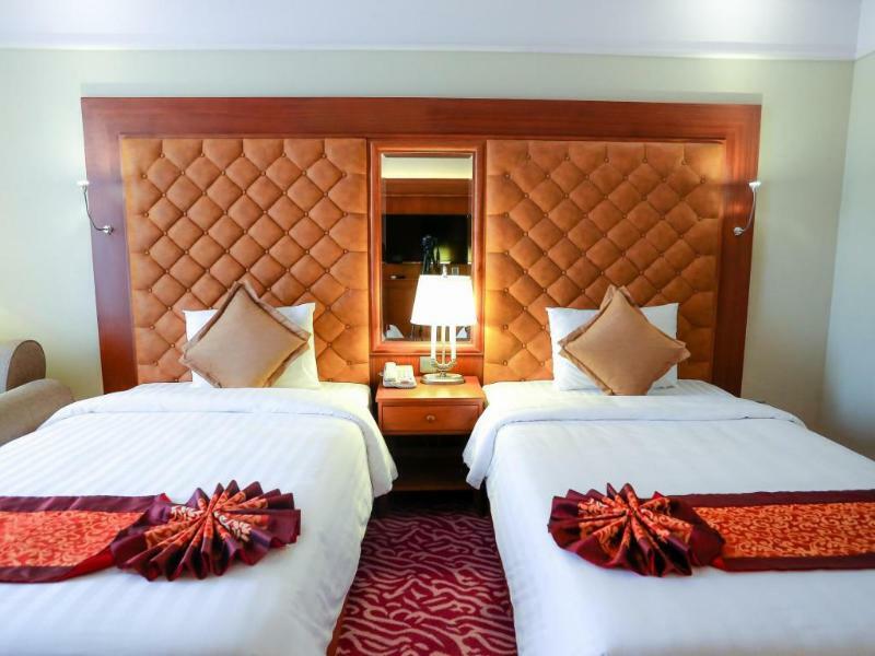 อาร์มี่ โฮเต็ล เหงียน ตริ ฟวง Hotel ฮานอย ภายนอก รูปภาพ